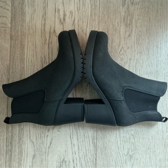 Dream Pairs Chunky High Heel Chelsea Ankle Boots | Black | Size 6.5 - Picture 5 of 13